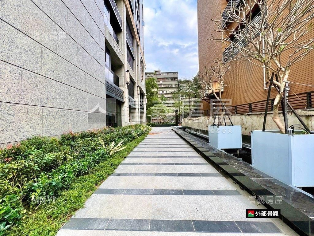 正隆官邸稀有東面景觀高樓房屋室內格局與周邊環境