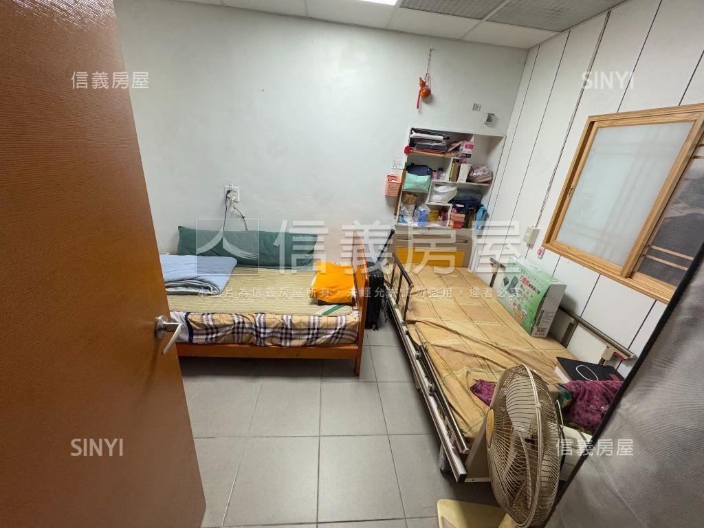 專任廣達街約１２米路透店房屋室內格局與周邊環境