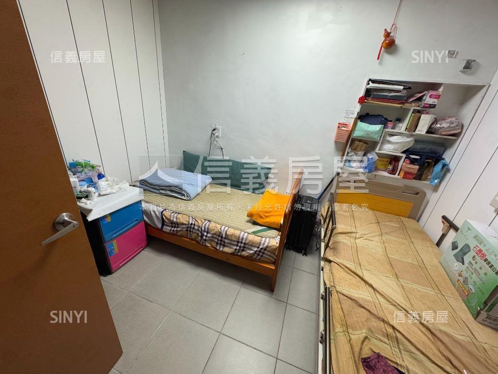 專任廣達街約１２米路透店房屋室內格局與周邊環境