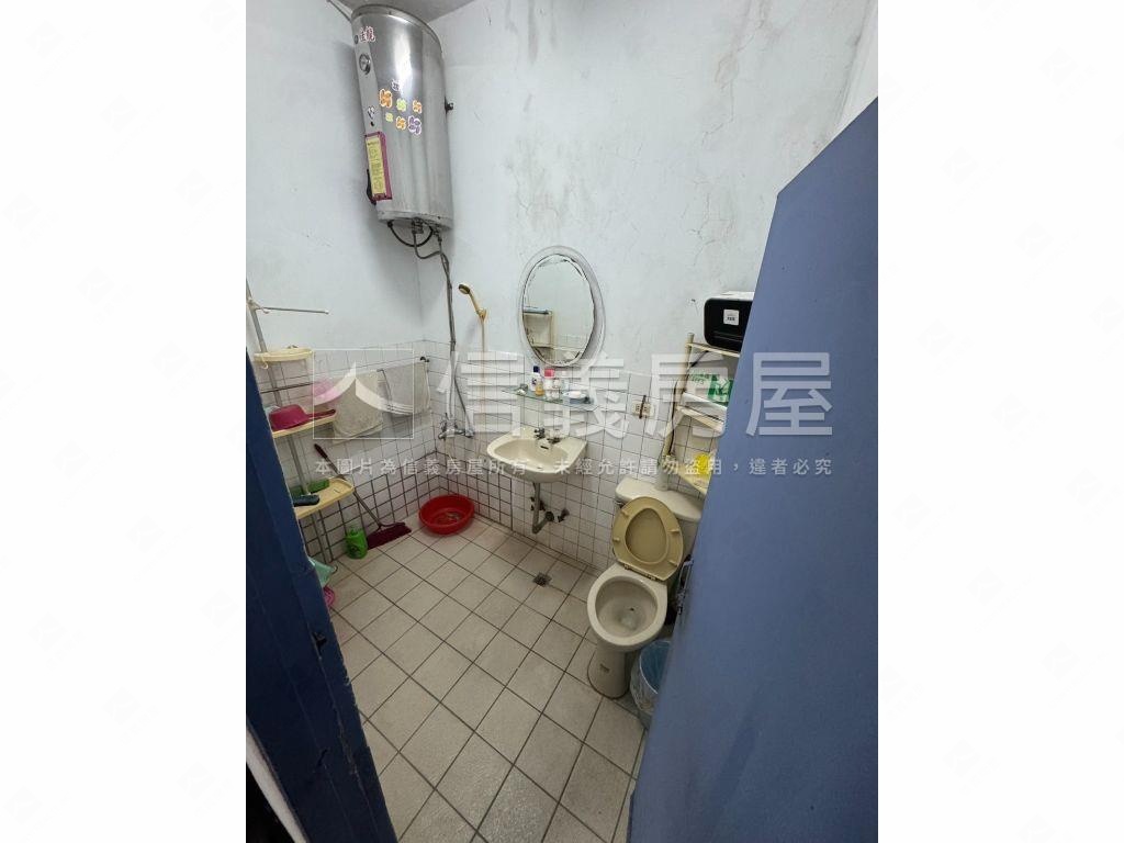 專任廣達街約１２米路透店房屋室內格局與周邊環境
