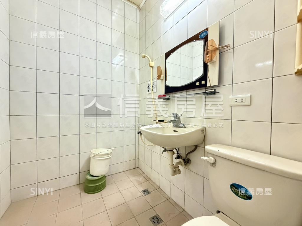 近綠園道無夾層活巷透天房屋室內格局與周邊環境