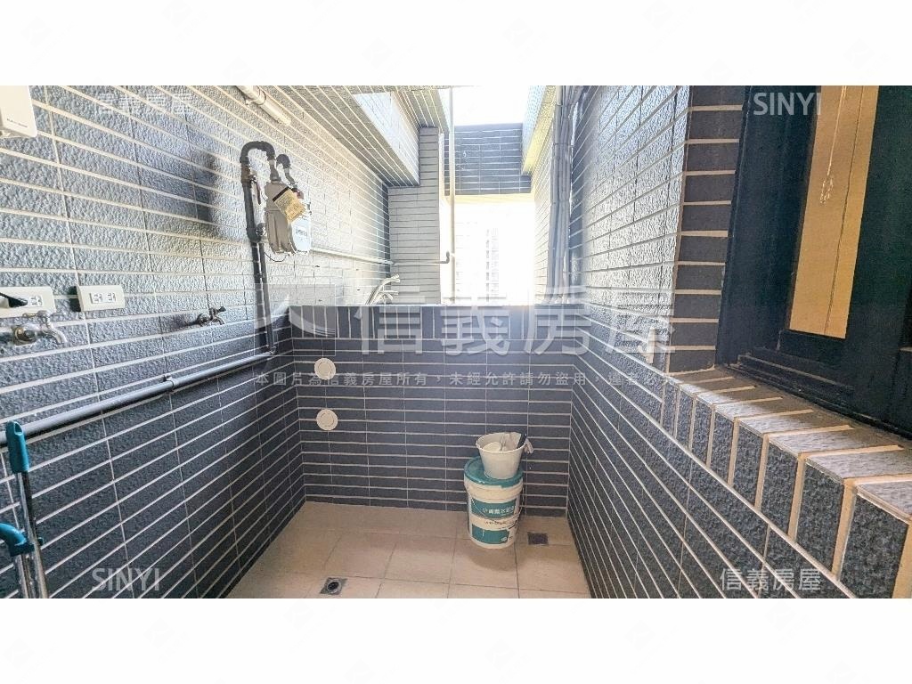 聚佳捷作採光三房平車房屋室內格局與周邊環境