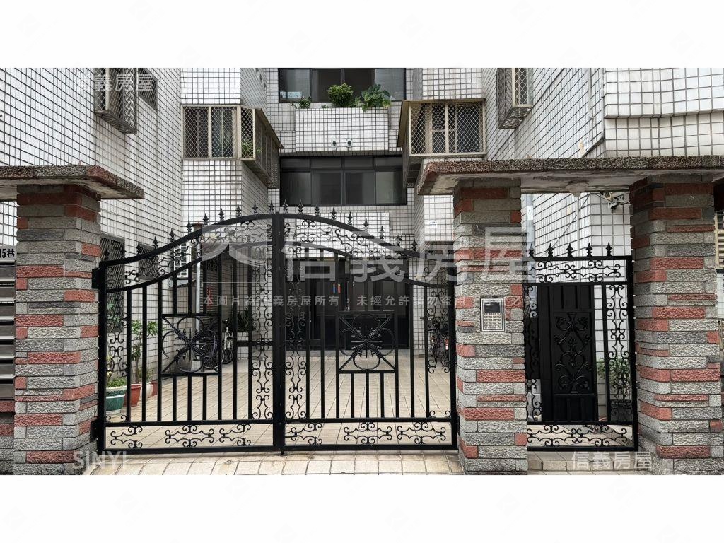 電梯３房平車臨梅川步道房屋室內格局與周邊環境