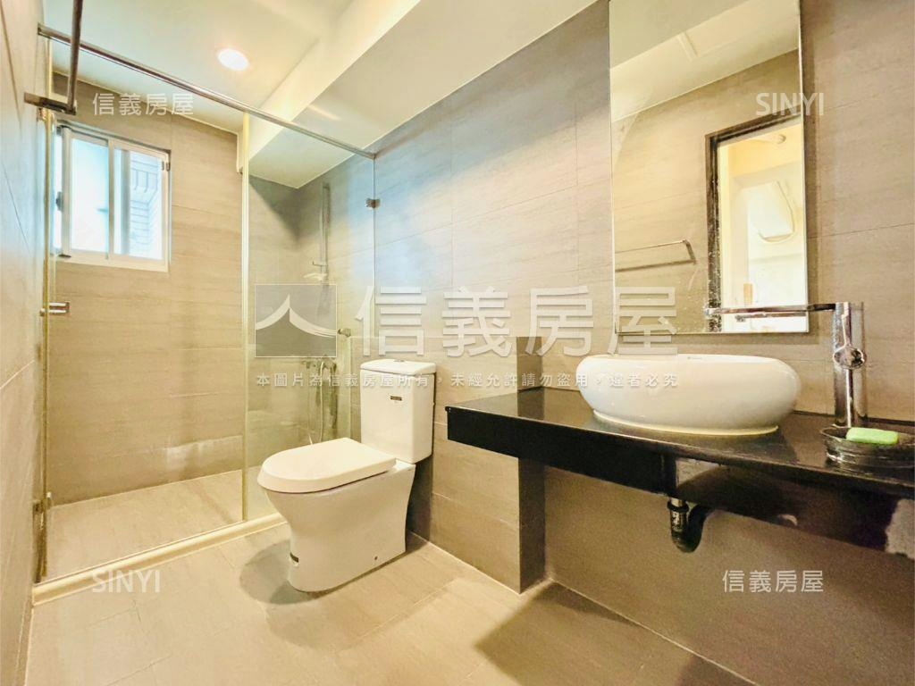水丰景樓中樓挑高庭院宅房屋室內格局與周邊環境