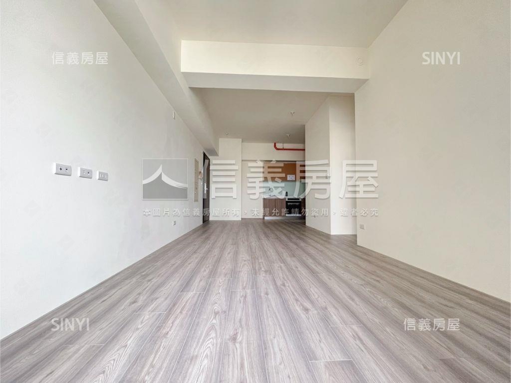昂峰聚羨岱●高樓三房平車房屋室內格局與周邊環境