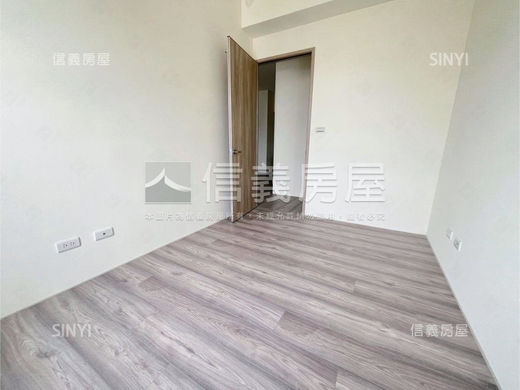 昂峰聚羨岱●高樓三房平車房屋室內格局與周邊環境