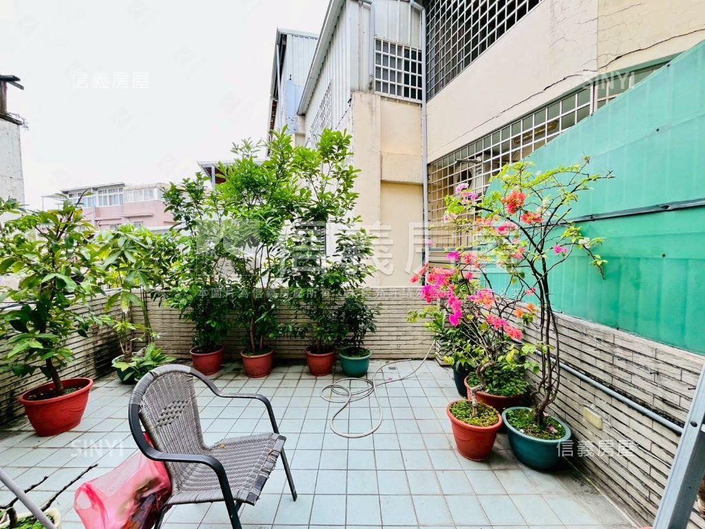 近新光國中四房透天房屋室內格局與周邊環境