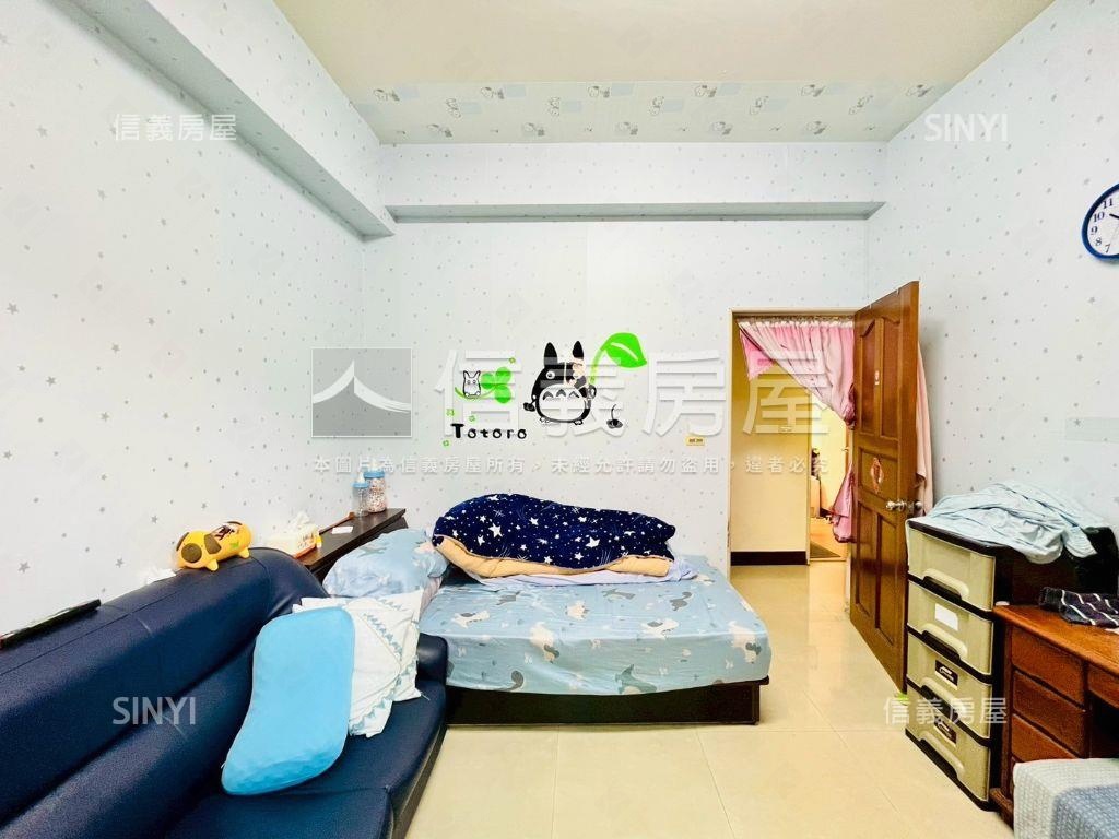 近新光國中四房透天房屋室內格局與周邊環境