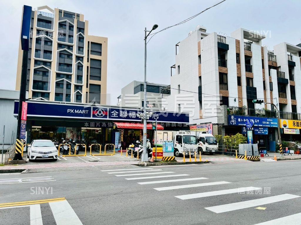 近新光國中四房透天房屋室內格局與周邊環境