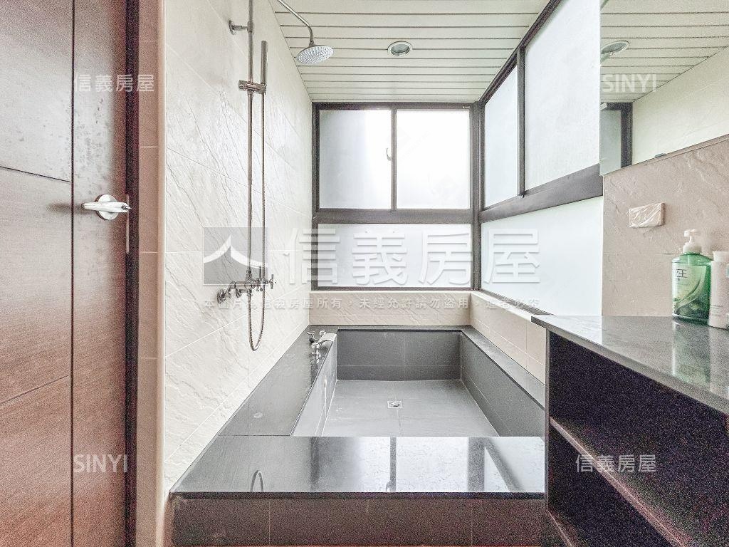 漱夏三房雙車位露臺戶房屋室內格局與周邊環境