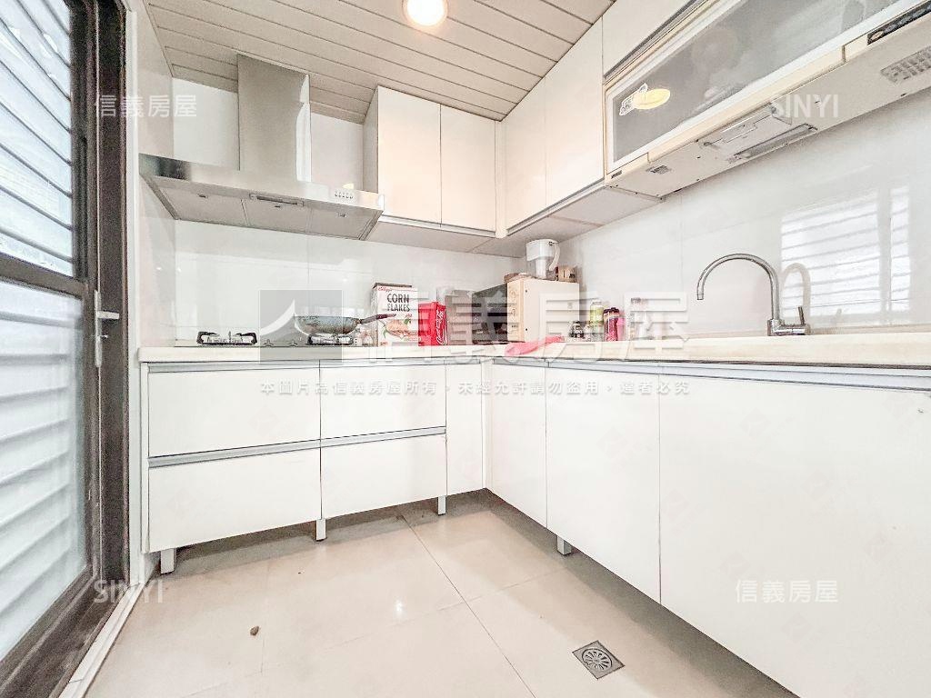 漱夏三房雙車位露臺戶房屋室內格局與周邊環境