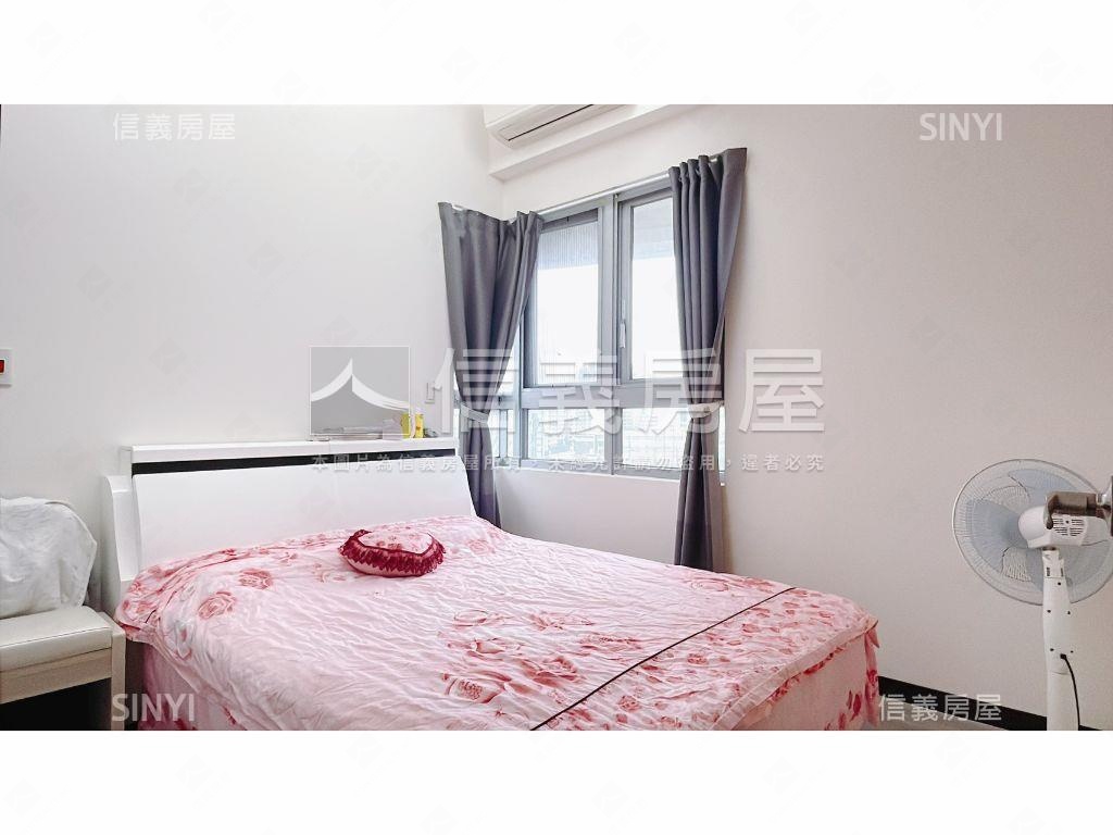 專任超強世紀雙星三房平車房屋室內格局與周邊環境