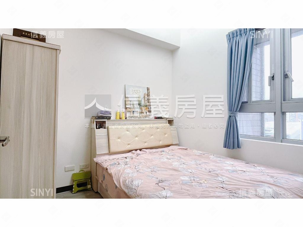 專任超強世紀雙星三房平車房屋室內格局與周邊環境