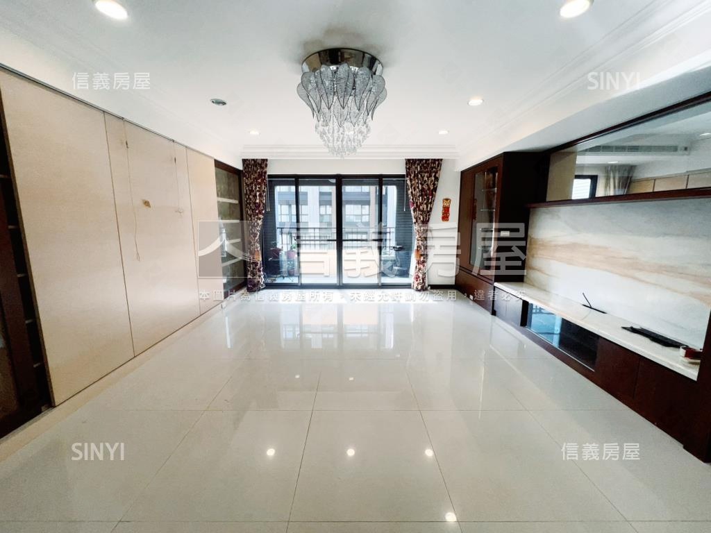 江翠捷運雙主臥四房車位房屋室內格局與周邊環境