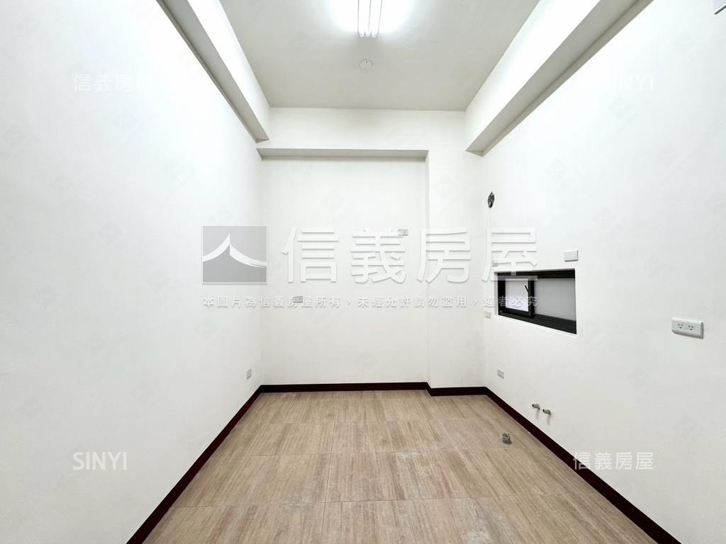 後驛商圈稀有車庫別墅房屋室內格局與周邊環境