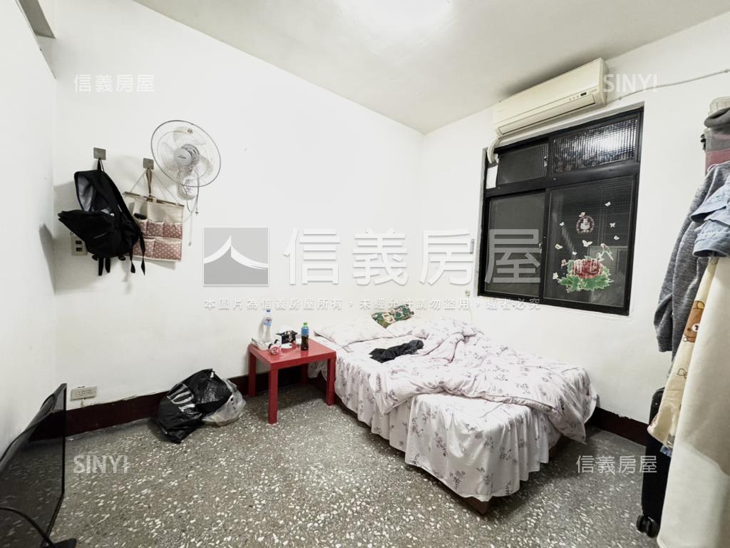江子翠稀有公寓三樓房屋室內格局與周邊環境