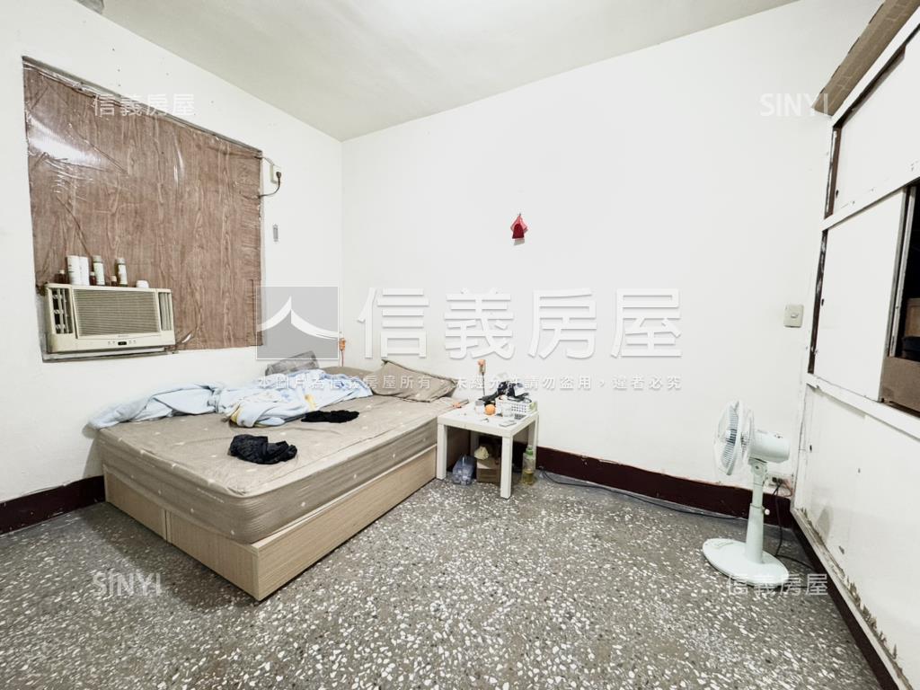 江子翠稀有公寓三樓房屋室內格局與周邊環境