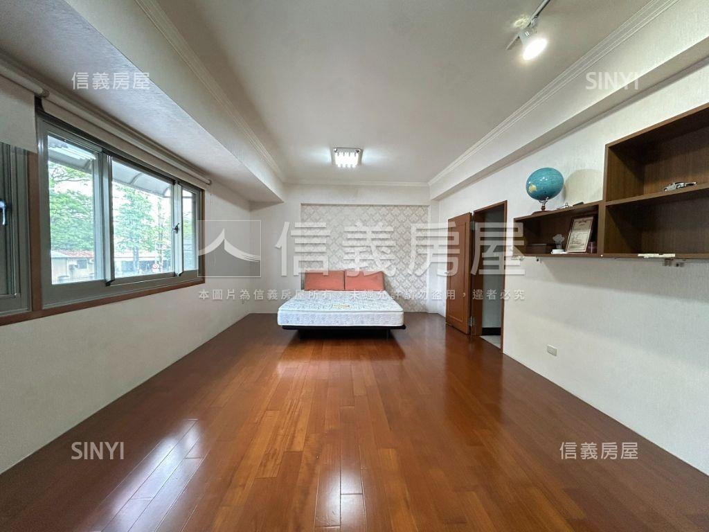 國光路電梯２樓整層住家房屋室內格局與周邊環境