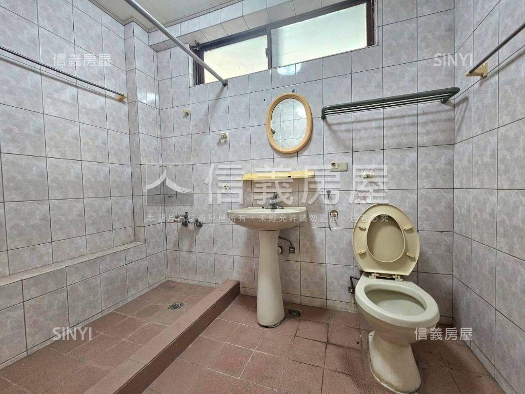 稀有！小城獨棟透天宅房屋室內格局與周邊環境