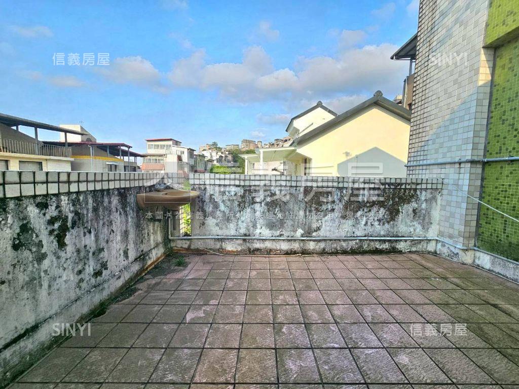 稀有！小城獨棟透天宅房屋室內格局與周邊環境