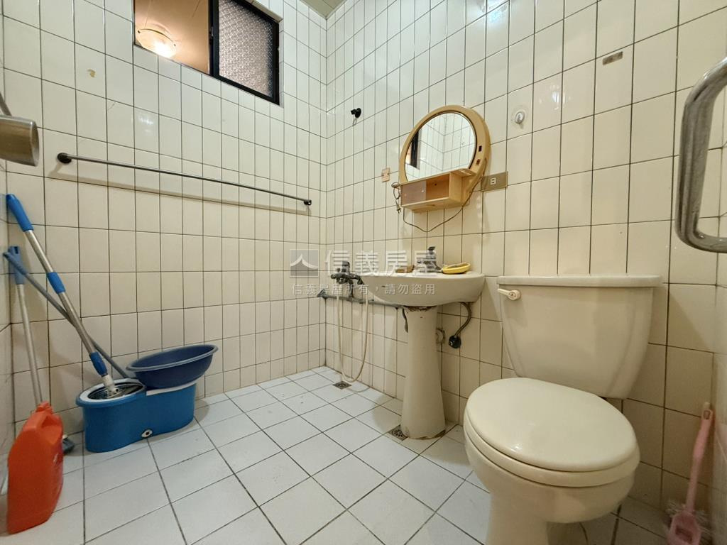 頂溪年輕邊間一樓房屋室內格局與周邊環境