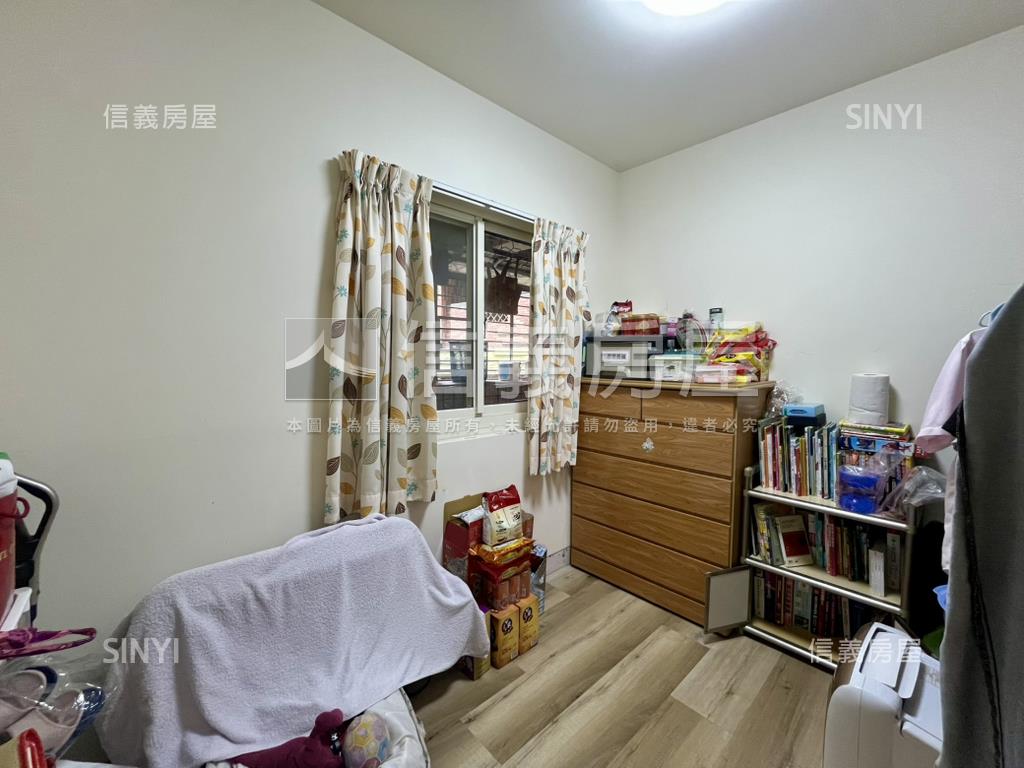 【專任】三房方正精美裝潢房屋室內格局與周邊環境