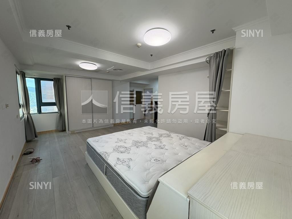 藝文氣派邊間四房平面車位房屋室內格局與周邊環境