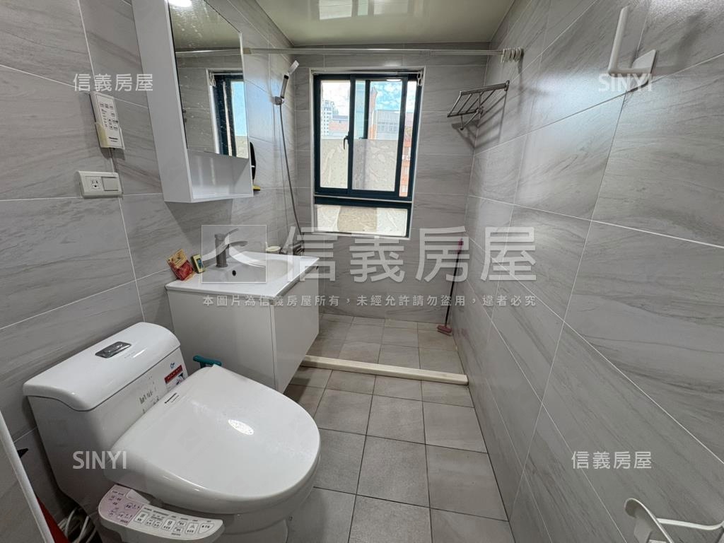 藝文氣派邊間四房平面車位房屋室內格局與周邊環境