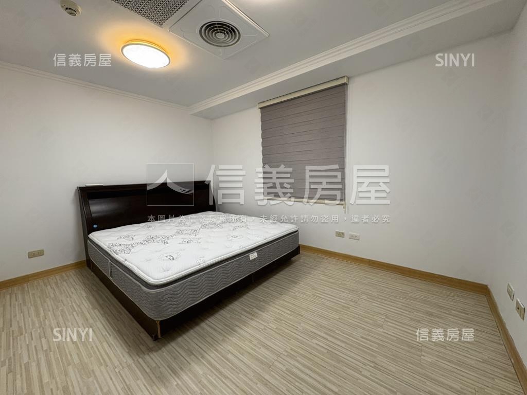 藝文氣派邊間四房平面車位房屋室內格局與周邊環境