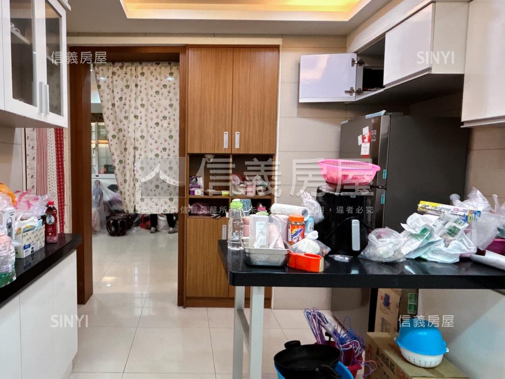 石牌捷運方正公寓一樓房屋室內格局與周邊環境