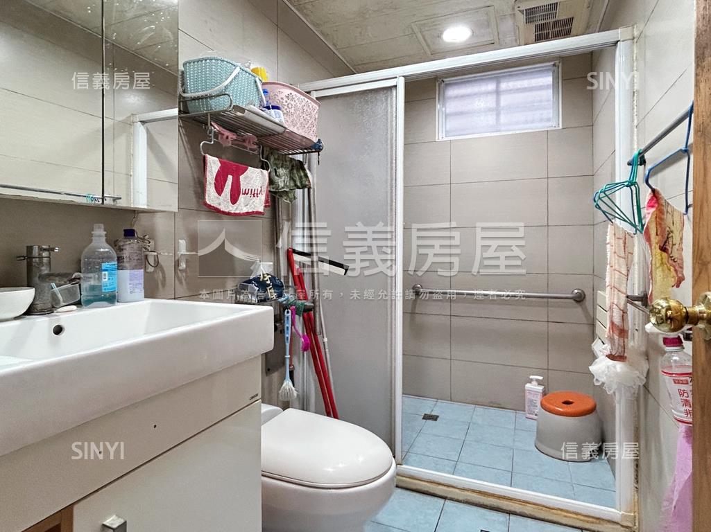 石牌捷運方正公寓一樓房屋室內格局與周邊環境