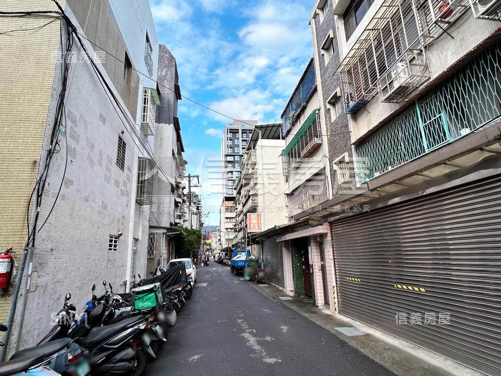 近石牌捷運方正邊間一樓房屋室內格局與周邊環境