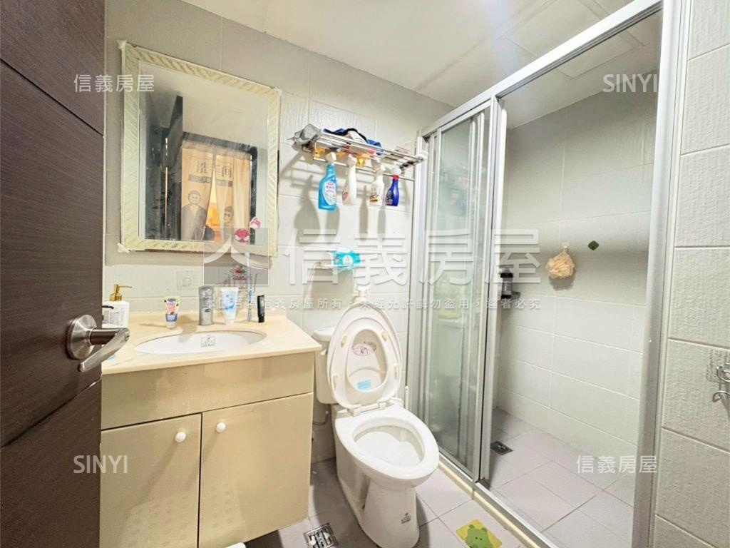 佳福帝璽三房平車房屋室內格局與周邊環境