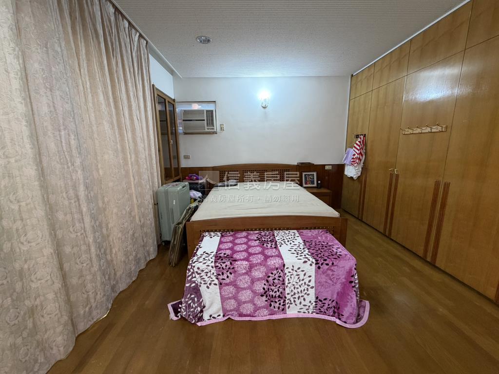 仰德高雅裝潢河岸景觀大戶房屋室內格局與周邊環境