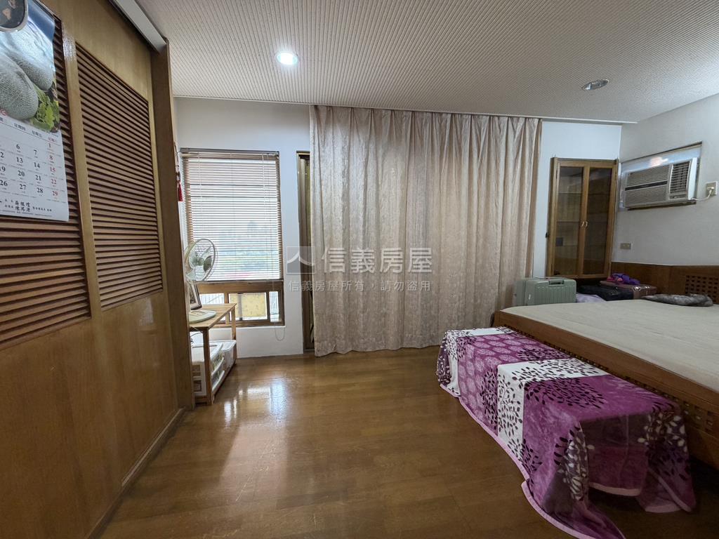 仰德高雅裝潢河岸景觀大戶房屋室內格局與周邊環境