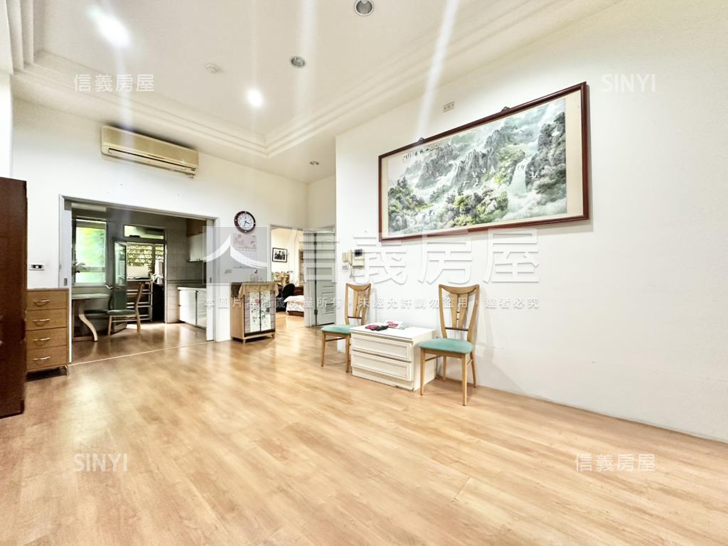 【奧林匹克】一樓附車位房屋室內格局與周邊環境