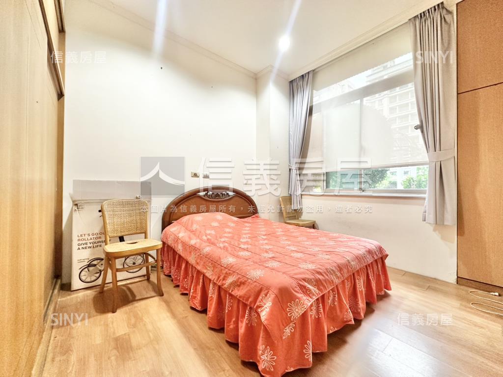 【奧林匹克】一樓附車位房屋室內格局與周邊環境