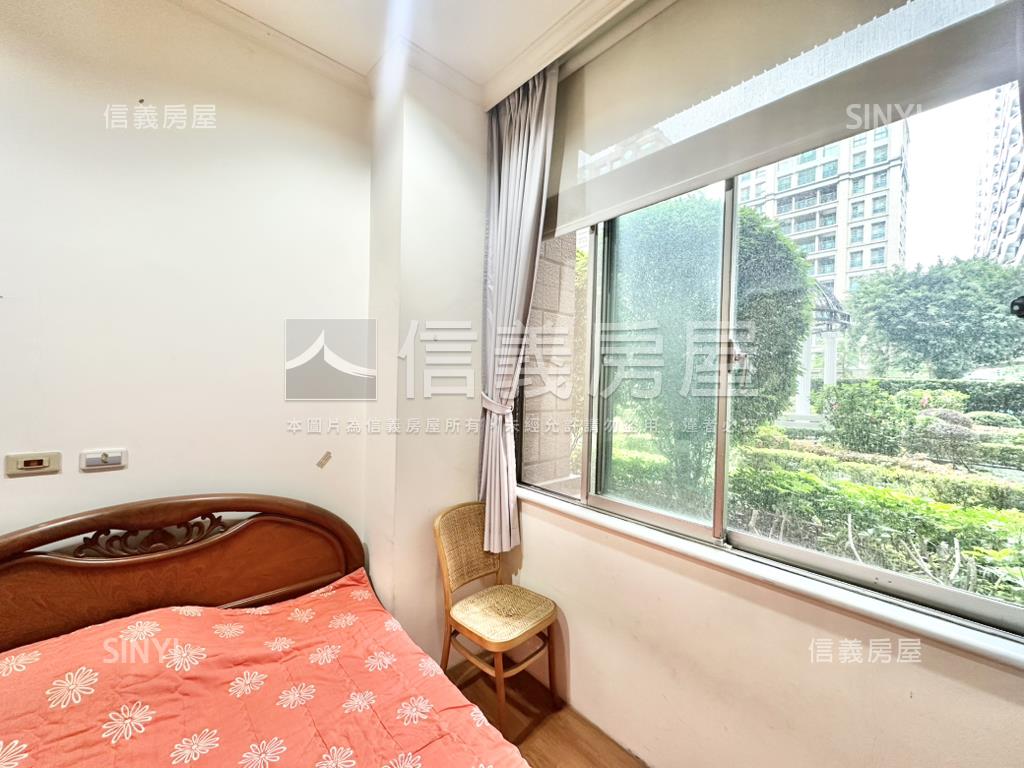 【奧林匹克】一樓附車位房屋室內格局與周邊環境