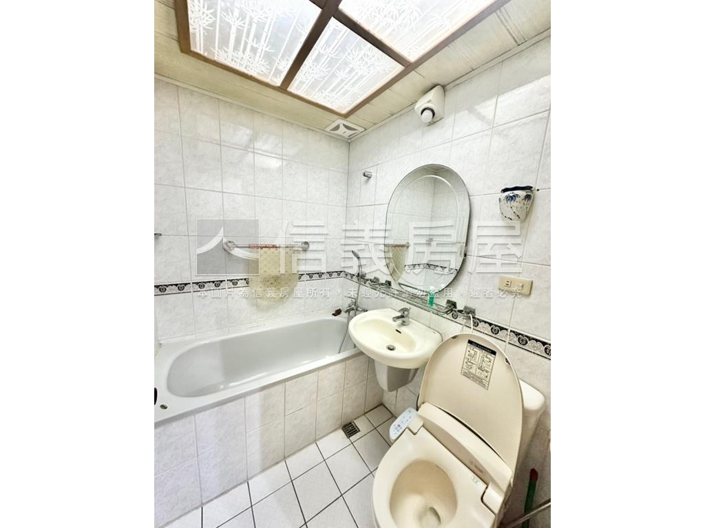 【奧林匹克】一樓附車位房屋室內格局與周邊環境