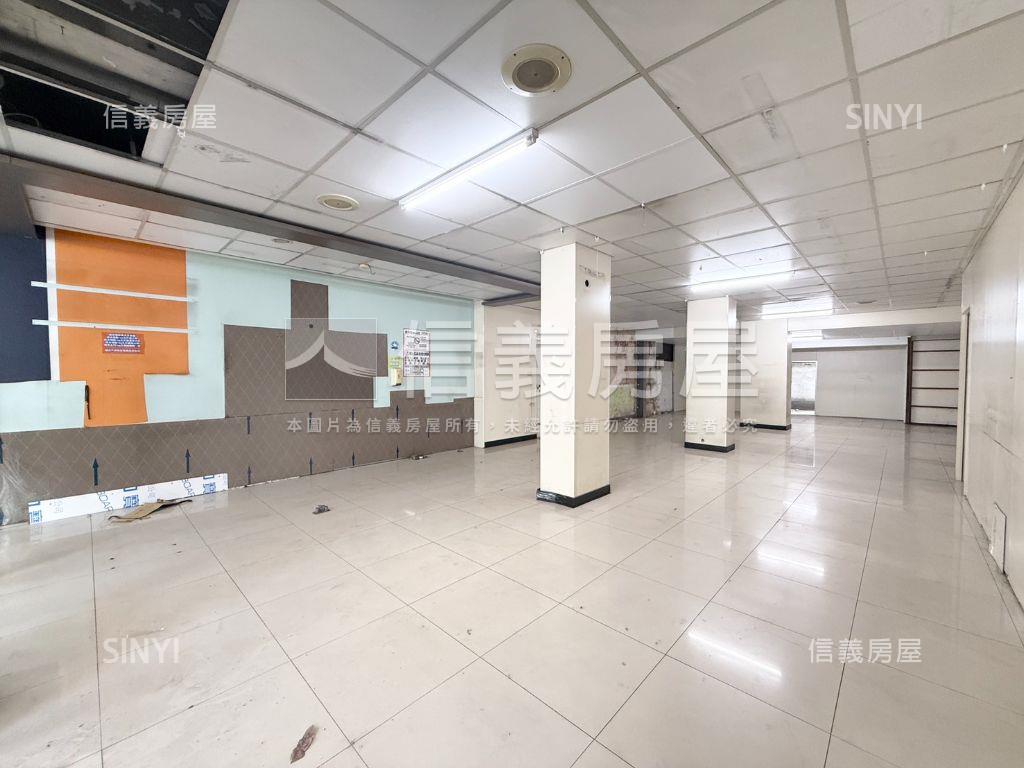 正民權東路行政中心金店面房屋室內格局與周邊環境