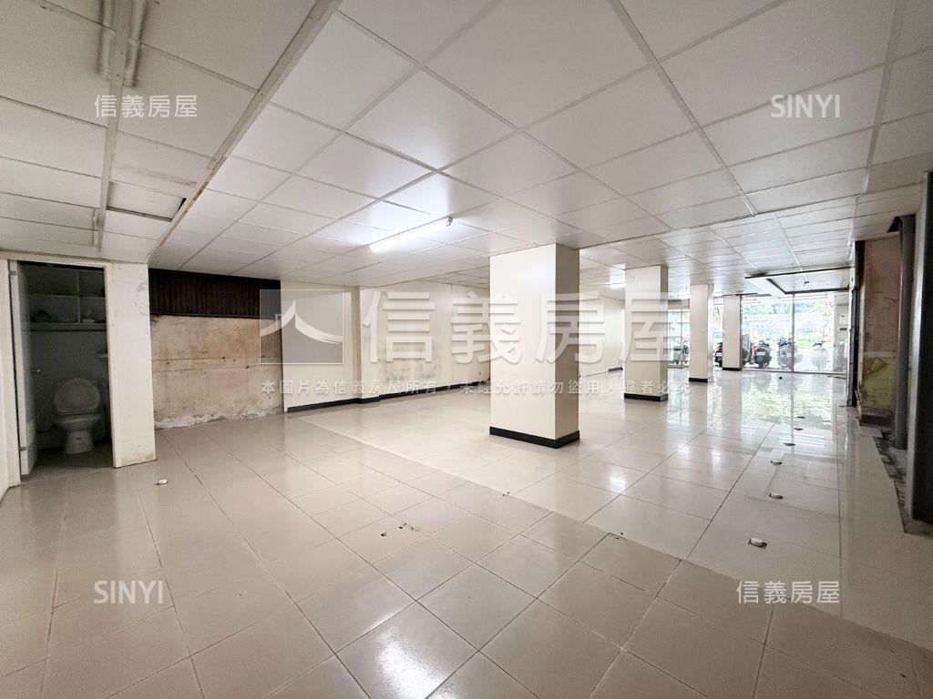 正民權東路行政中心金店面房屋室內格局與周邊環境