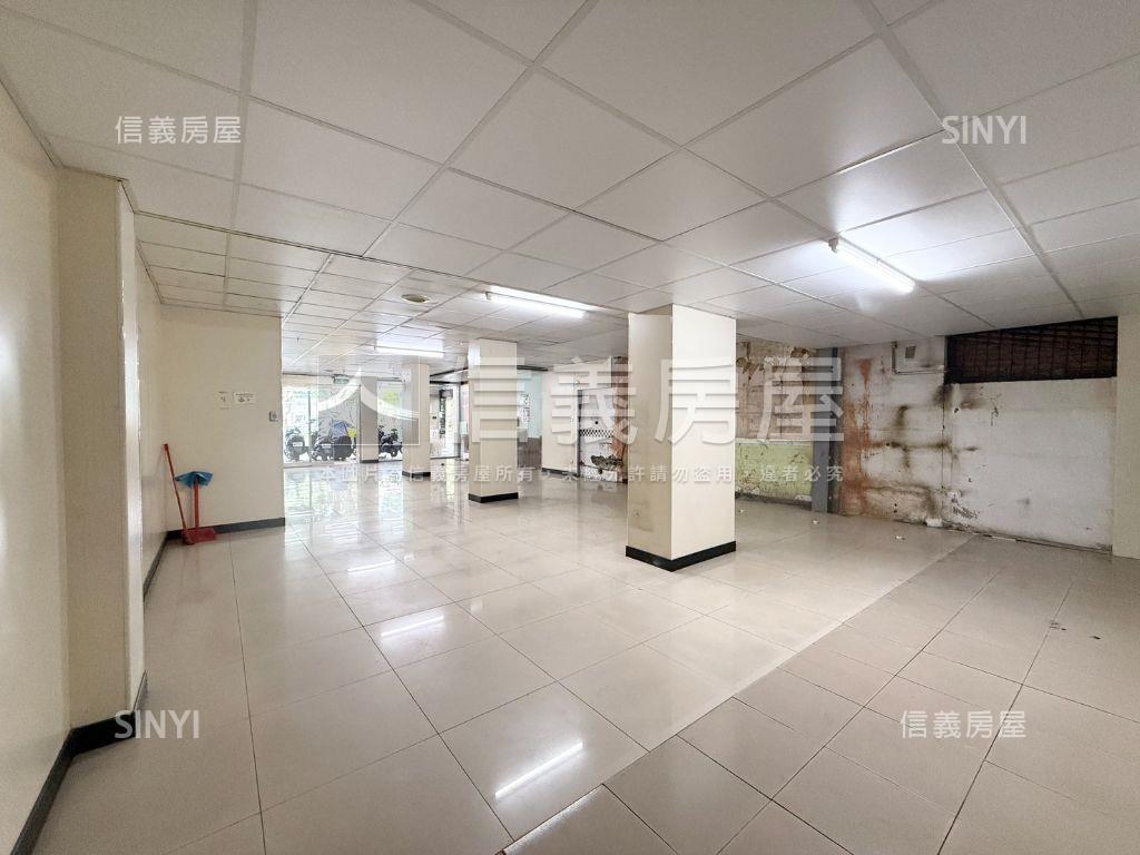 正民權東路行政中心金店面房屋室內格局與周邊環境