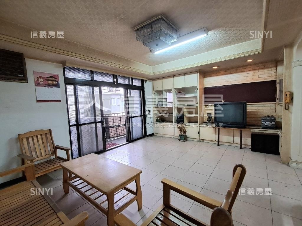 梅亭低總價大空間２樓公寓房屋室內格局與周邊環境