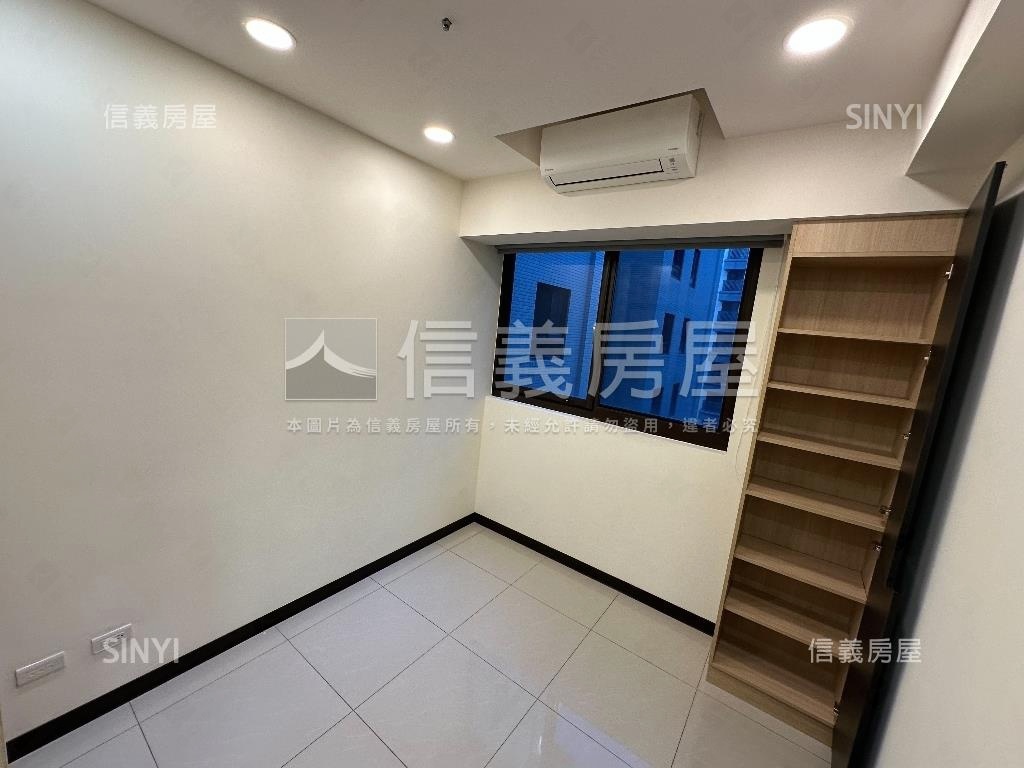 中路˙權視界邊間兩房車位房屋室內格局與周邊環境