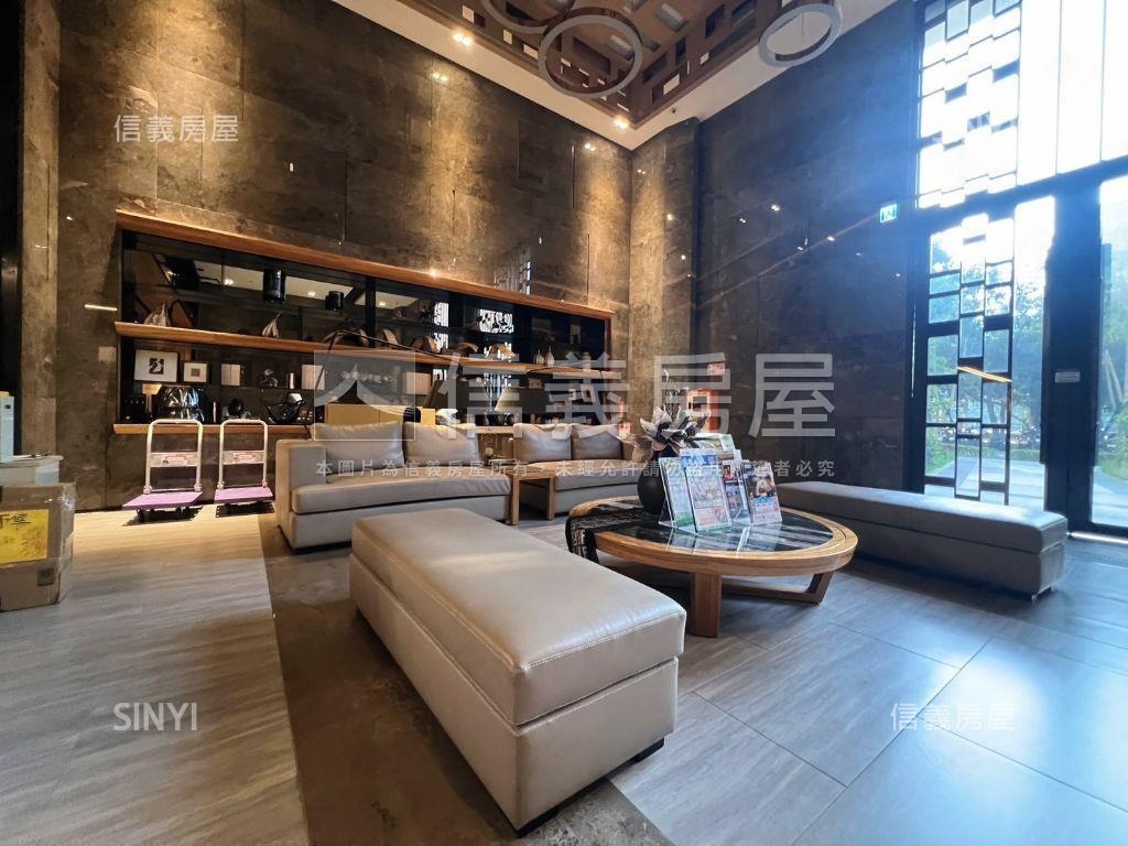 中路˙權視界邊間兩房車位房屋室內格局與周邊環境