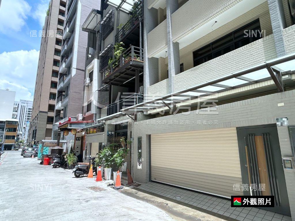 亞灣面寬未住好停車透天房屋室內格局與周邊環境