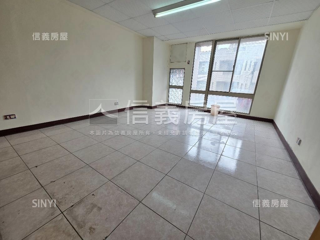 斗六黃金金店面房屋室內格局與周邊環境