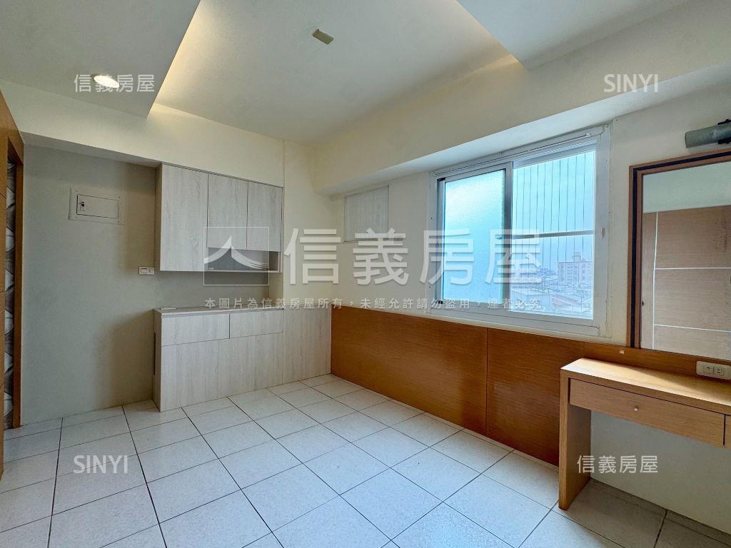 溫馨園美三房＋車位房屋室內格局與周邊環境