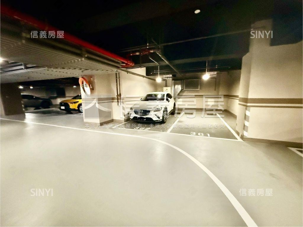 新橫濱兩房車位房屋室內格局與周邊環境