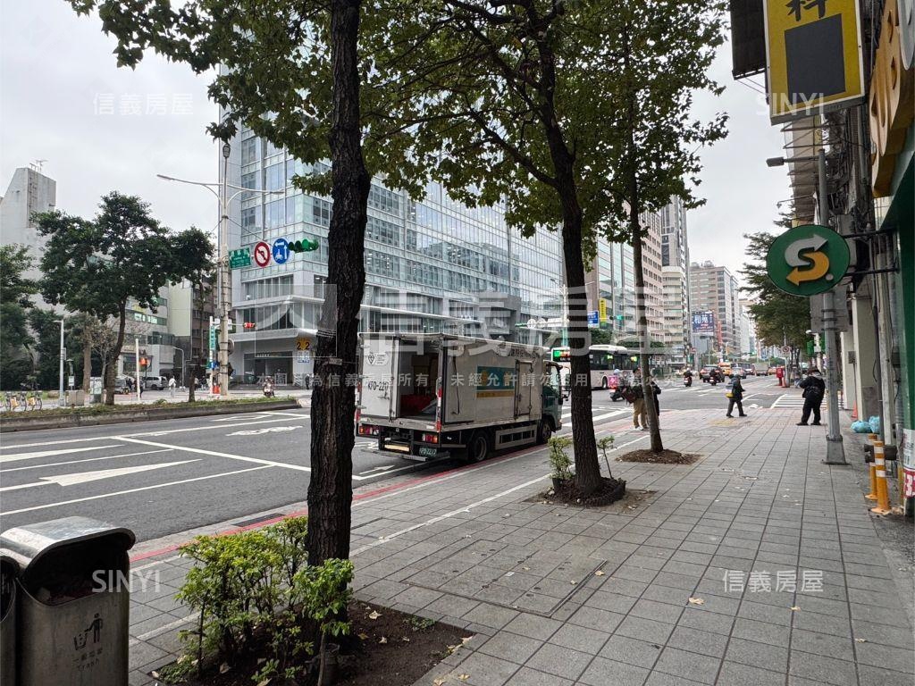 南京復興店面房屋室內格局與周邊環境